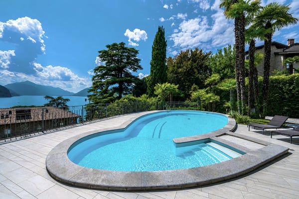 Rare Lakefront Penthouse in Lugano – Available to Non-Swiss Buyers 17