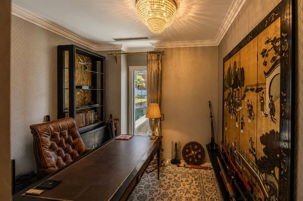 Rare Lakefront Penthouse in Lugano – Available to Non-Swiss Buyers 10