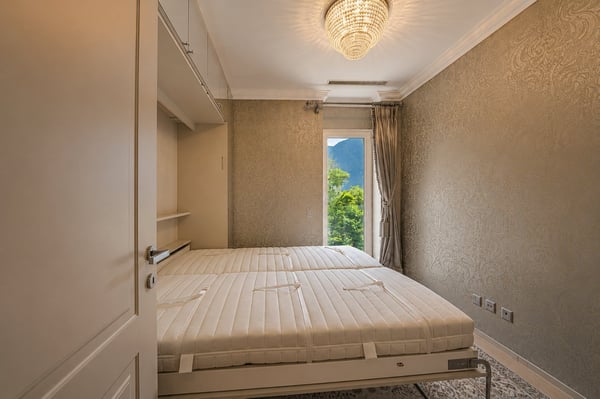 Rare Lakefront Penthouse in Lugano – Available to Non-Swiss Buyers 14