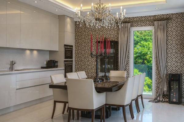 Rare Lakefront Penthouse in Lugano – Available to Non-Swiss Buyers 4