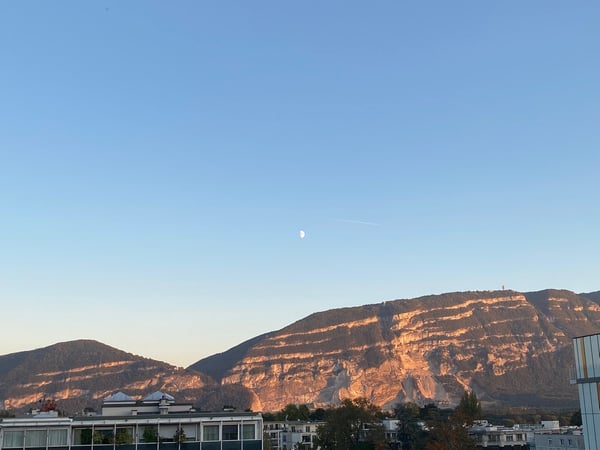 Furnished Attic flat in Florissant Genève 7