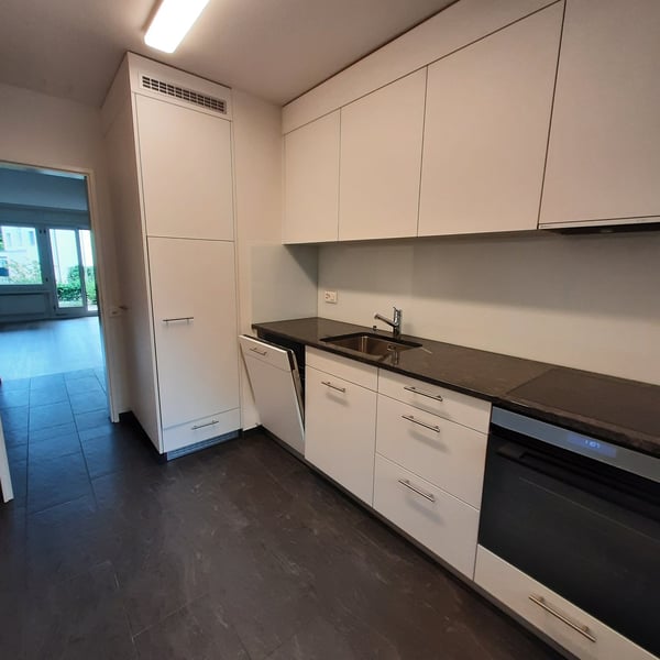 Charmante 2.5-Zimmer-Wohnung an der Bahnhofstrasse 80 in Urdorf 5