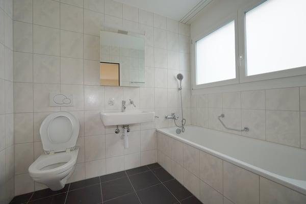 4.5-Zimmer-StWE-Whg (heute als 3.5-Zi-Whg) an guter Aussichtslage 4