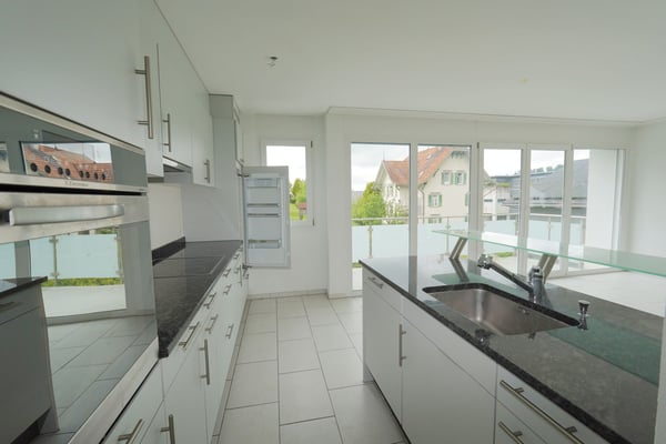 4.5-Zimmer-StWE-Whg (heute als 3.5-Zi-Whg) an guter Aussichtslage 3