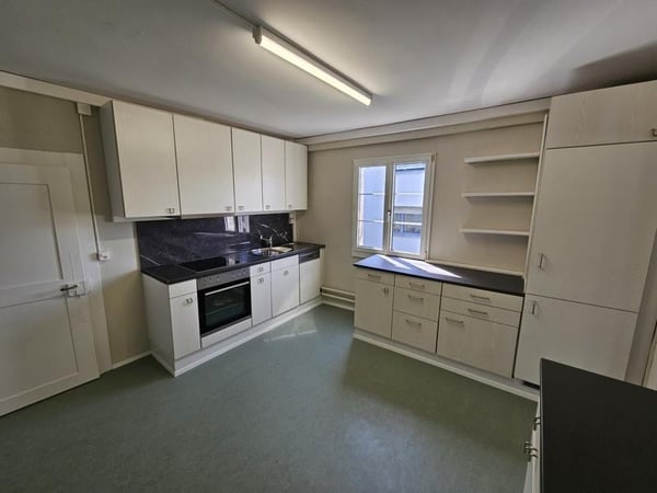 Charmante 4.5-Zimmer-Maisonette-Wohnung im Altbau – Uster 2