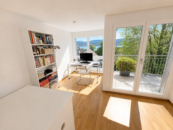 4 Zi Penthouse mit 180 Grad Seesicht in Küsnacht Goldbach 4