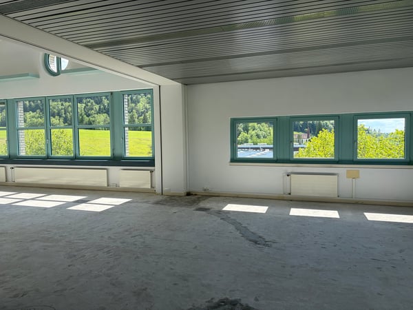 Büro / Atelier / Schulungsraum / Gewerberaum mit Küche im Dachgeschoss 7