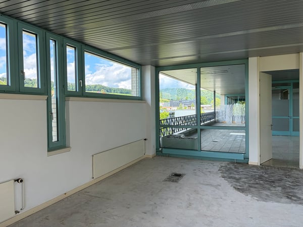 Büro / Atelier / Schulungsraum / Gewerberaum mit Küche im Dachgeschoss 6