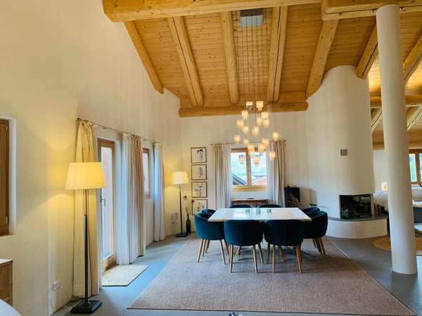 Charmante 4.5-Zimmer-Dachwohnung mit Bergpanorama in Samedan 5