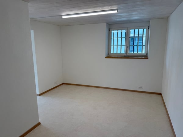 Charmante 2-Zimmer-Wohnung an der Hauptstrasse in Schmerikon 3