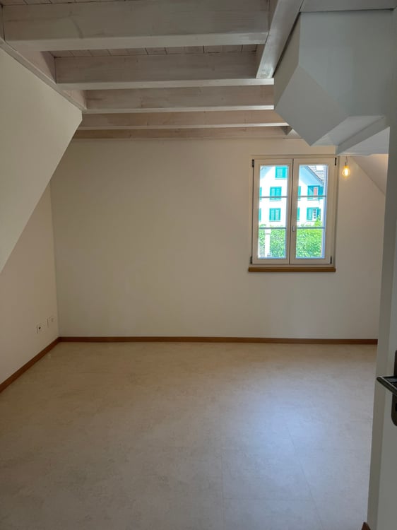 Charmante 4-Zimmer-Dachwohnung an der Hauptstrasse 25 in Schmerikon – ab Juli 2026 zu vermieten 6
