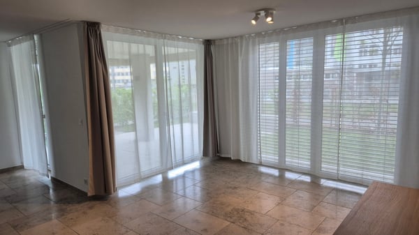 Modern 2.5-Room Apartment in Zürich Wiedikon 4
