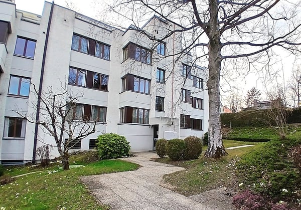 Helle 4.5-Zimmer-Wohnung mit Balkon in St. Gallen – sofort verfügbar! 2