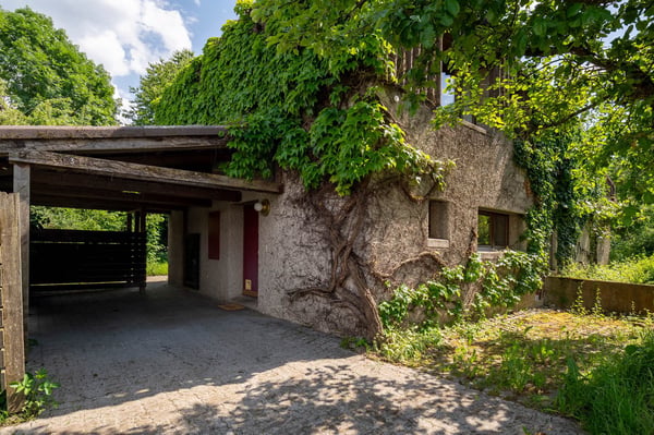 Familienparadies mit grossem Garten und Bachanstoss 14