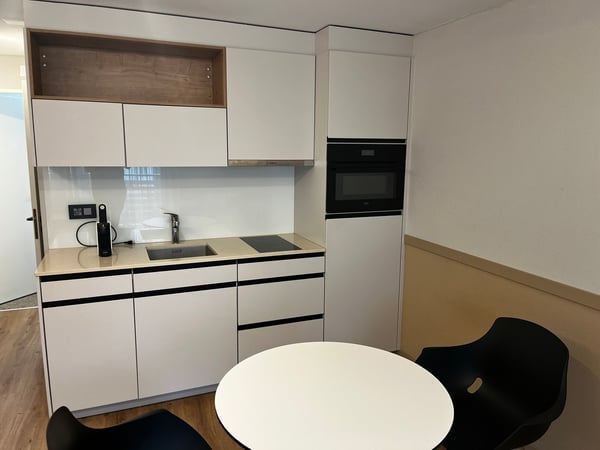 Furnished business Studio walk to Valens rehab Klink 5