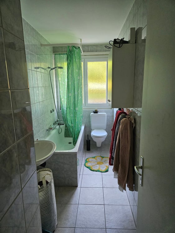 Charmant appartement de 3,5 pièces avec balcon à Biel/Bienne -  3.5-Zimmer-Wohnung in Biel/Bienne 9