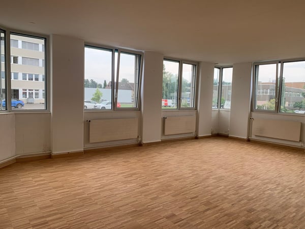 Heller Gewerberaum zu vermieten 6