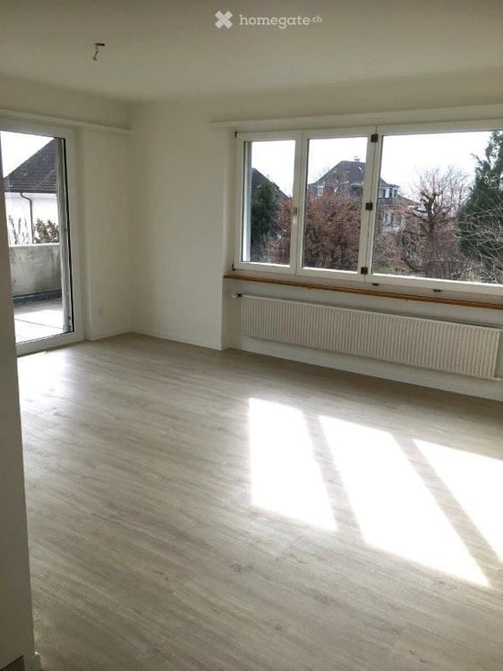 Charmant appart de 3,5 pces au 1er étage avec balcon à Bienne - 3.5-Zimmer-Wohnung im 1 OG in Biel 4