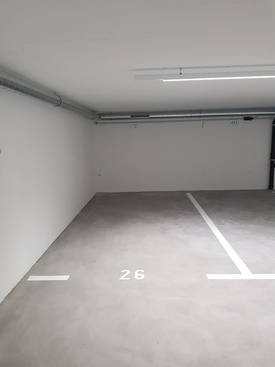 Tiefgaragenparkplatz zu verkaufen - Farbstrasse 3, Thalwil 2
