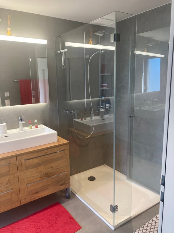 Sehr grosszügige 4.5-Zimmer-Wohnung mit grossem Balkon an zentralster Lage in Wädenswil 7
