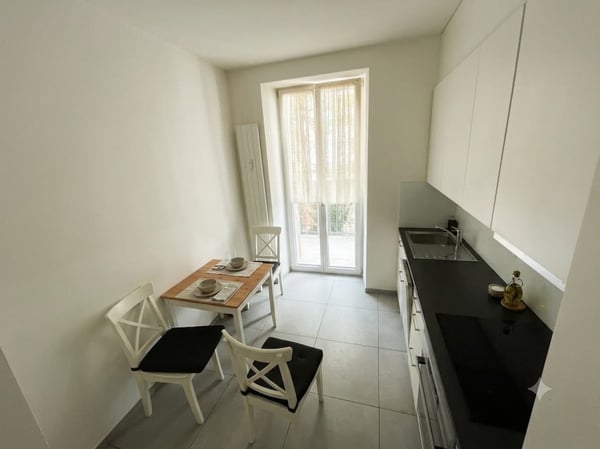 Helle 3.5-Zimmer-Wohnung mit Balkon an der Feldbergstrasse 46, 4057 Basel 3