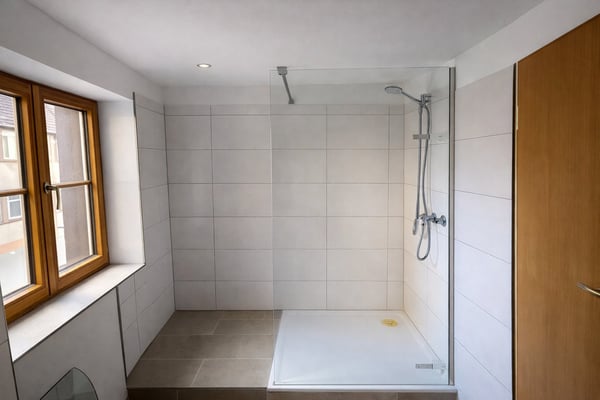 Charmantes 2.5-Zimmer-Reihenhaus in ruhiger Lage von Lohn 8