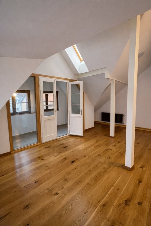 Charmantes 2.5-Zimmer-Reihenhaus in ruhiger Lage von Lohn 2