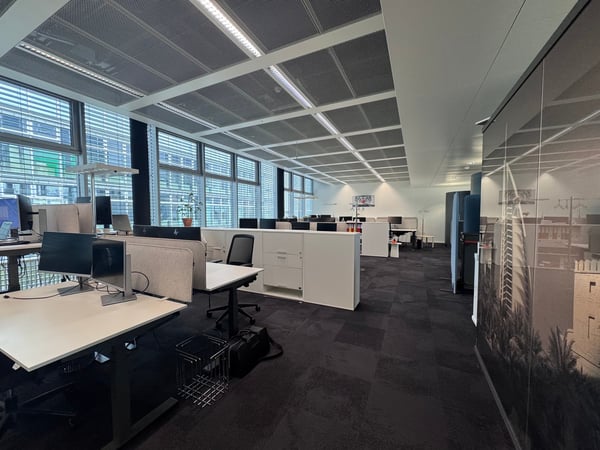 Moderner, separater Bürobereich zur Untermiete – zentraler Zugang 3
