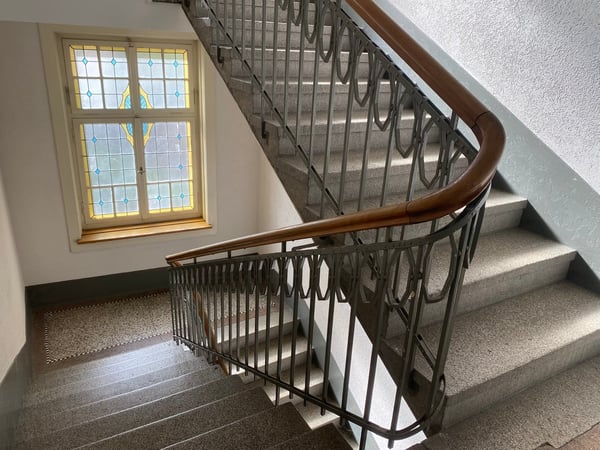 Charmante 3.5-Zimmer-Altbauwohnung mit zwei Balkonen 4
