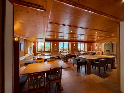 Büro/Atelier oder Coworking Space in einem historischen, ehemaligen Restaurant 2