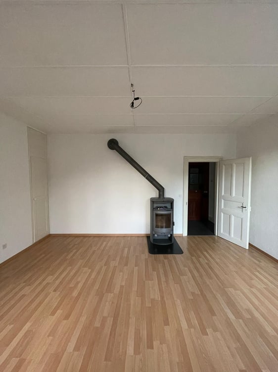 Charmante 3.5-Zimmer-Altbauwohnung in Mörel 3
