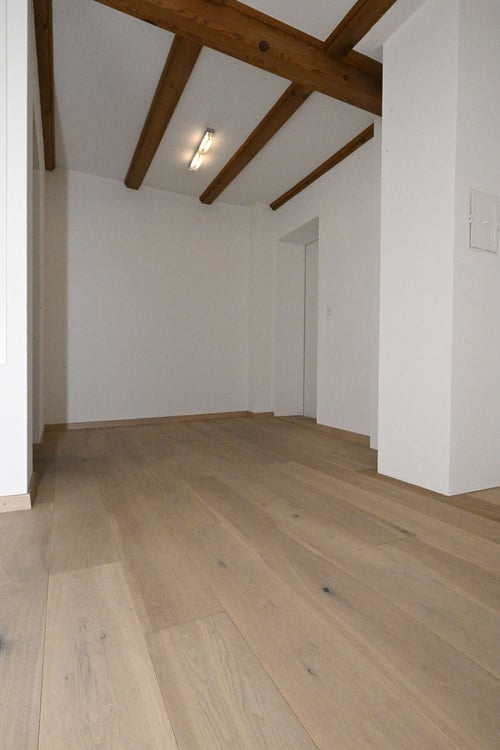 Charmantes 5-Zimmer-Reihenhaus an der Binzikerstrasse in Grüningen 9