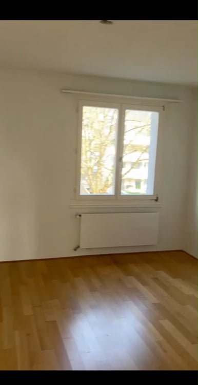 Helle 4-Zimmer-Wohnung an der Bahnhofstrasse in Gränichen 2