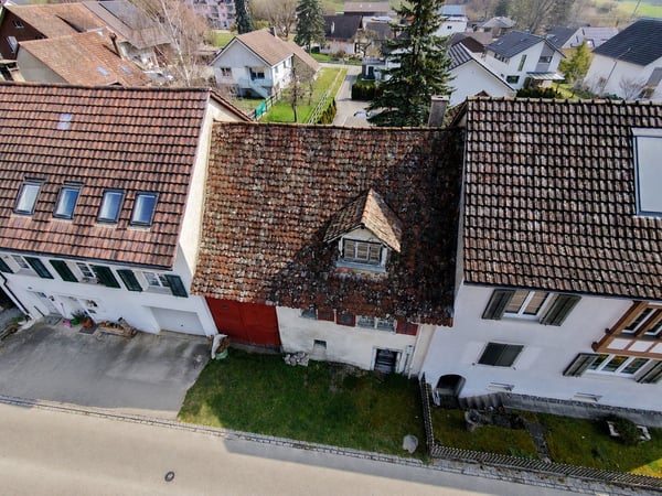 Charmantes Grundstück mit Potenzial in Merishausen 1