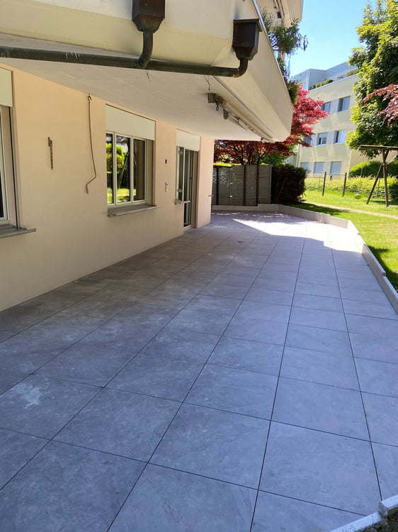 Grosszügige, komplett sanierte 5.5 Zimmer Wohnung mit 130 m² Terrasse (Eigentumstandard) 7