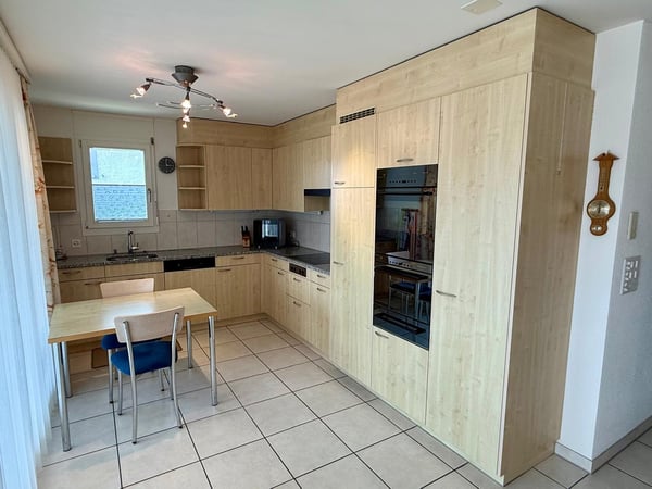 Gemütliche 3.5-Zi-Wohnung im 2.OG in Rüti, herrliche Aussicht, Wintergarten & zusätzlicher Büroraum 6