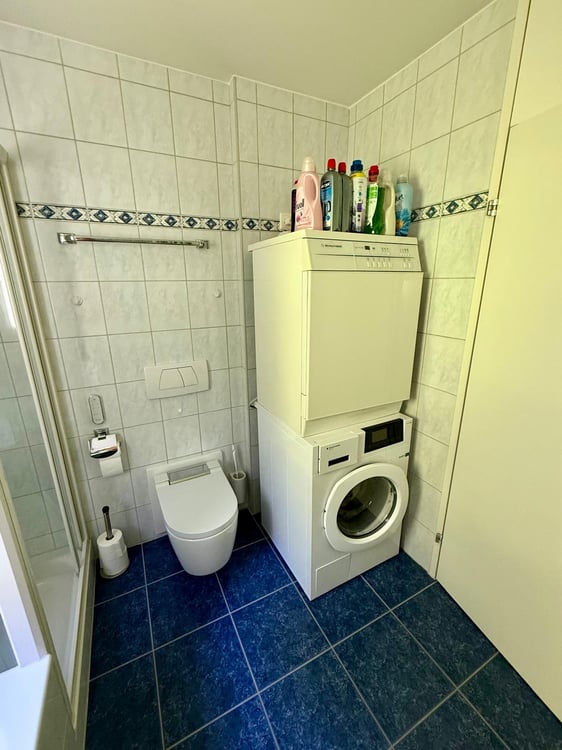 Gemütliche 3.5-Zi-Wohnung im 2.OG in Rüti, herrliche Aussicht, Wintergarten & zusätzlicher Büroraum 11