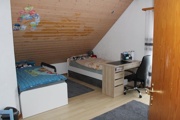 Idyllisches Wohnen im Grünen – 6.5-Zimmer-Haushälfte auf dem Bauernhof 9