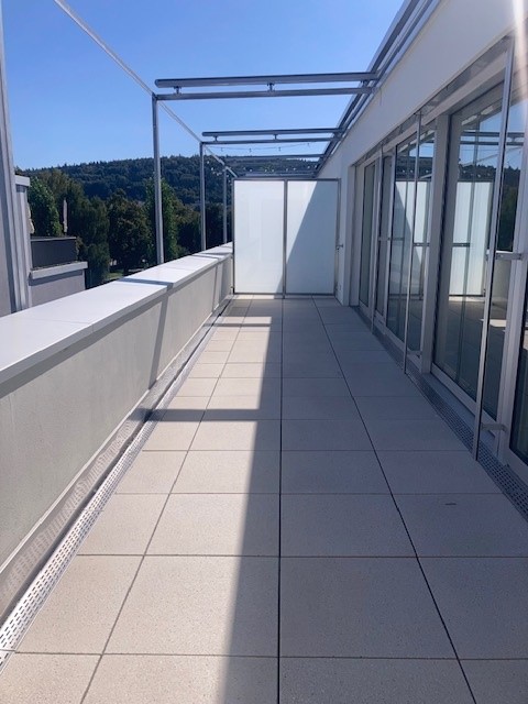 Tolle 2.5-Zimmer-Attikawohnung mit grosser Terrasse zu vermieten 7