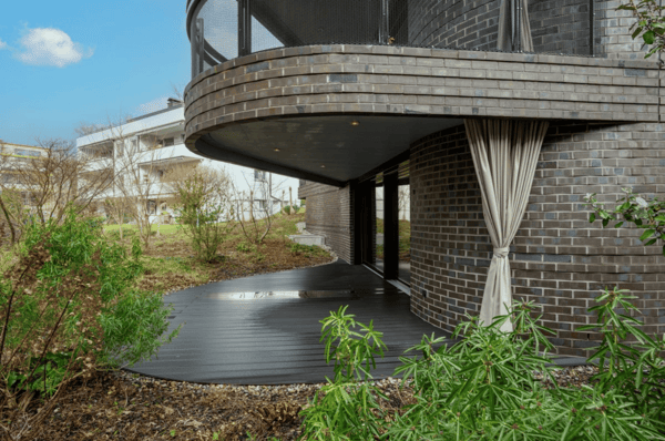 Ruheoase im beliebten Seefeld Quartier 9