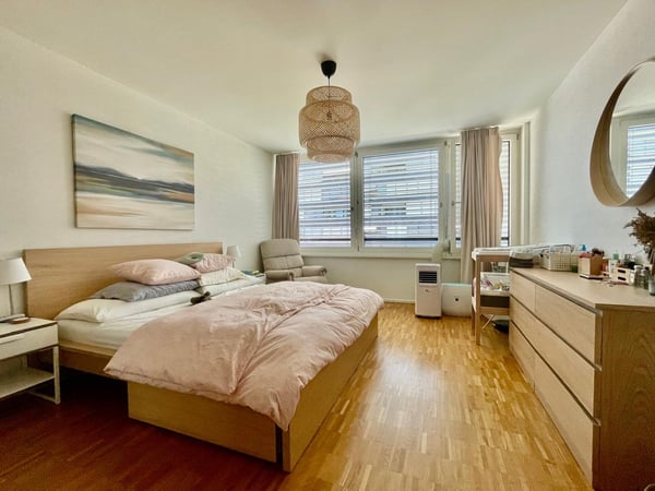 Bright & Quiet 3.5-Room Apartment with Balcony in Basel's Erlenmatt District 2