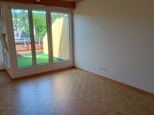 Sonnige 1.5 Zimmer, ruhig, sehr gute ÖV Anbindung 8