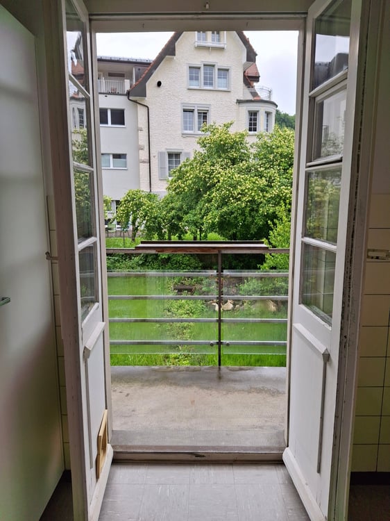 Charmante 3-Zimmer-Altbauwohnung mit Balkon in Olten 5