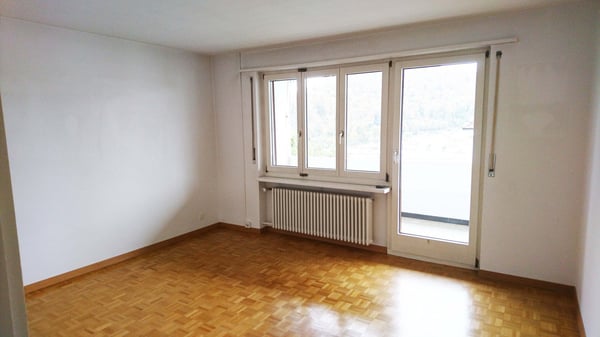 Grosszügige 5.5-Zimmer-Maisonettewohnung mit Gartenanteil und Cheminée in einem Zweifamilienhaus 6