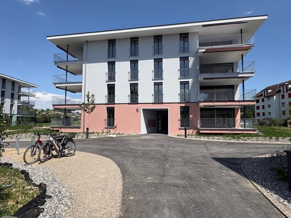Erstbezug: Top moderne 2.5-Zimmer-Neubauwohnung mit grossem Balkon - Zentrumsnah in grüner Umgebung 11