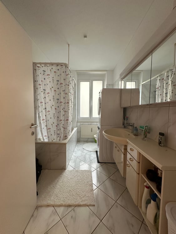 Helle 4-Zimmer-Wohnung mit Balkon an der Paradiesstrasse in St. Gallen 3