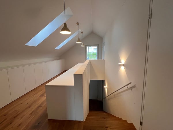 Exklusive 4.5-Zimmer-Maisonettewohnung mit traumhafter Seesicht in Schmerikon 3