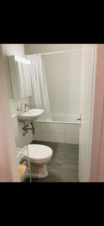 Helle 2.5-Zimmer-Wohnung in unmittelbarer Seenähe in Arbon 4