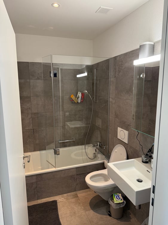 Moderne 3.5-Zimmer-Wohnung mit Balkon in Zürich-Altstetten 8