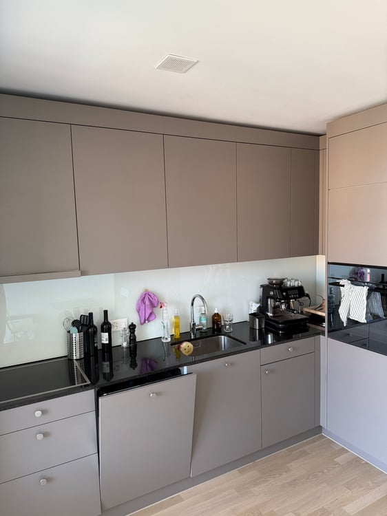 Moderne 3.5-Zimmer-Wohnung mit Balkon in Zürich-Altstetten 10